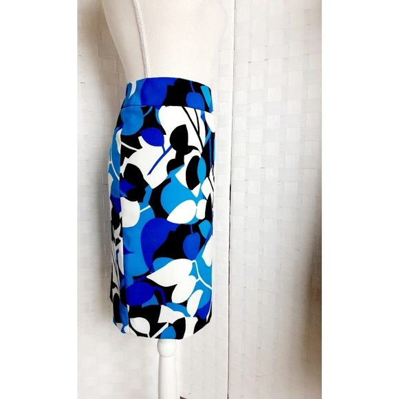 Jones Studio Separate Abstract Floral Pencil Skirt - Picture 6 of 16